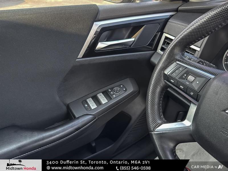 mitsubishi Outlander 2022 - 21