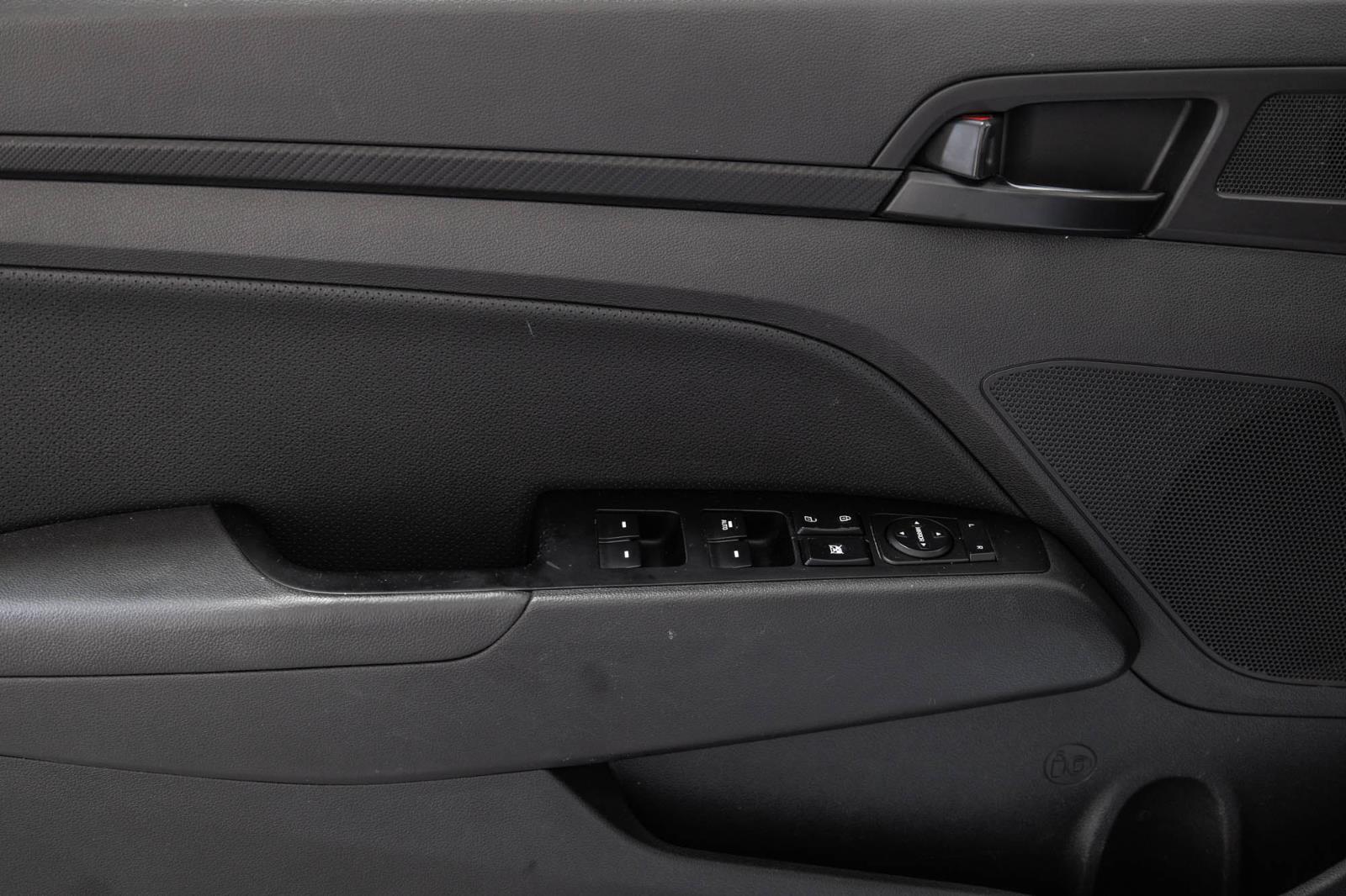 hyundai Elantra 2018 - 14