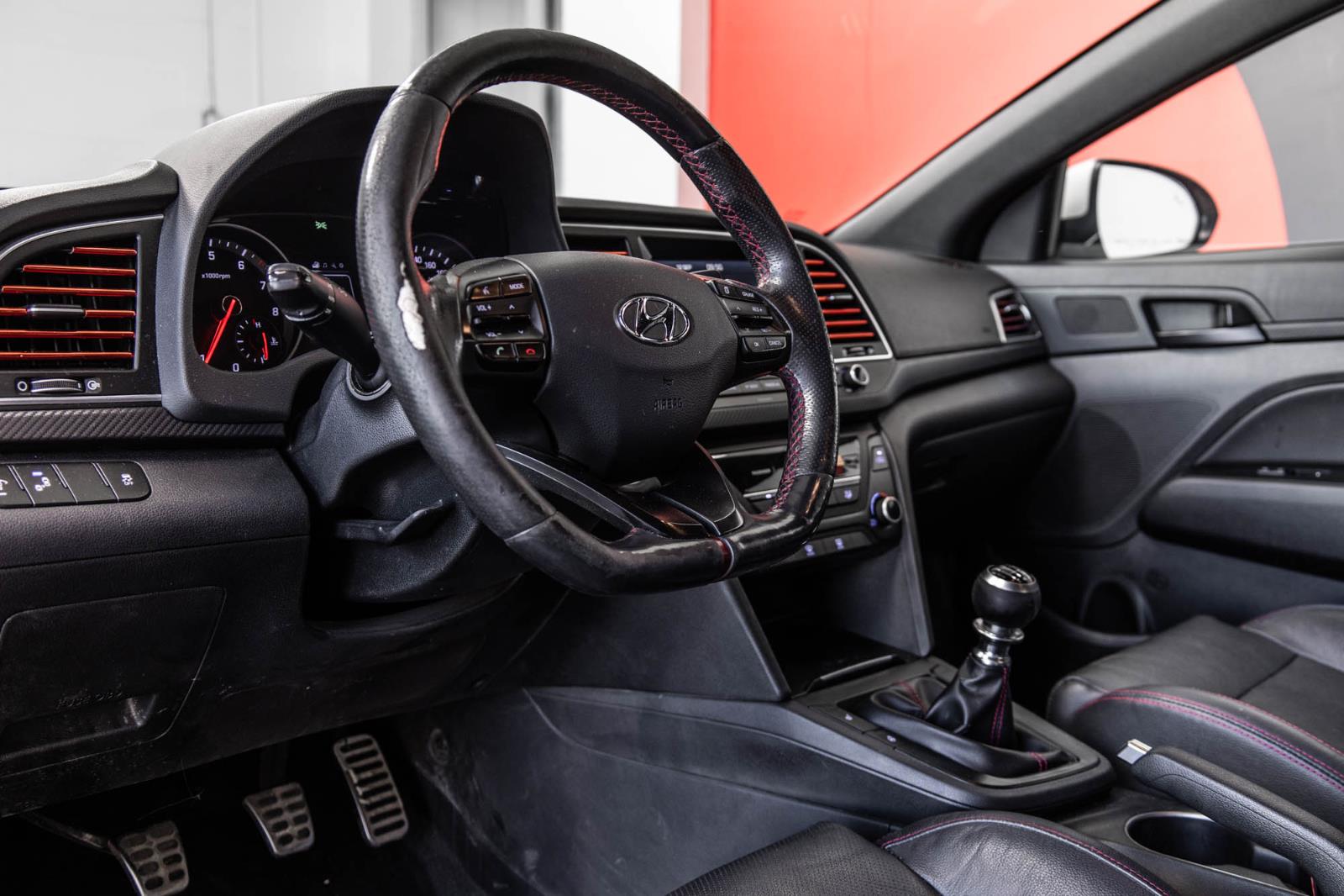 hyundai Elantra 2018 - 16