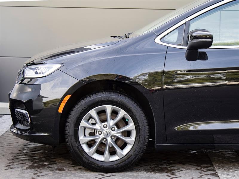 chrysler Pacifica 2023 - 3