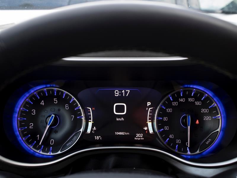 chrysler Pacifica 2023 - 11