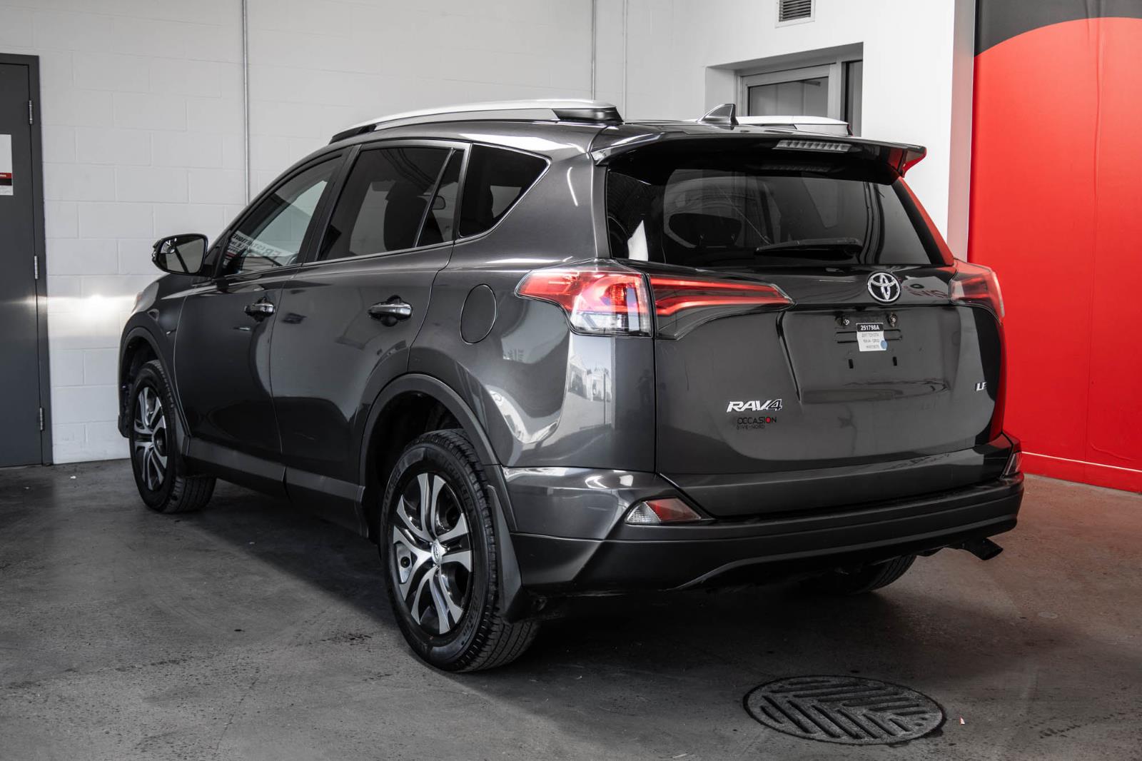toyota RAV4 2017 - 13