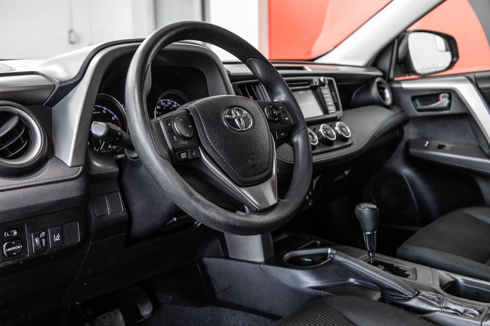 toyota RAV4 2017 - 23