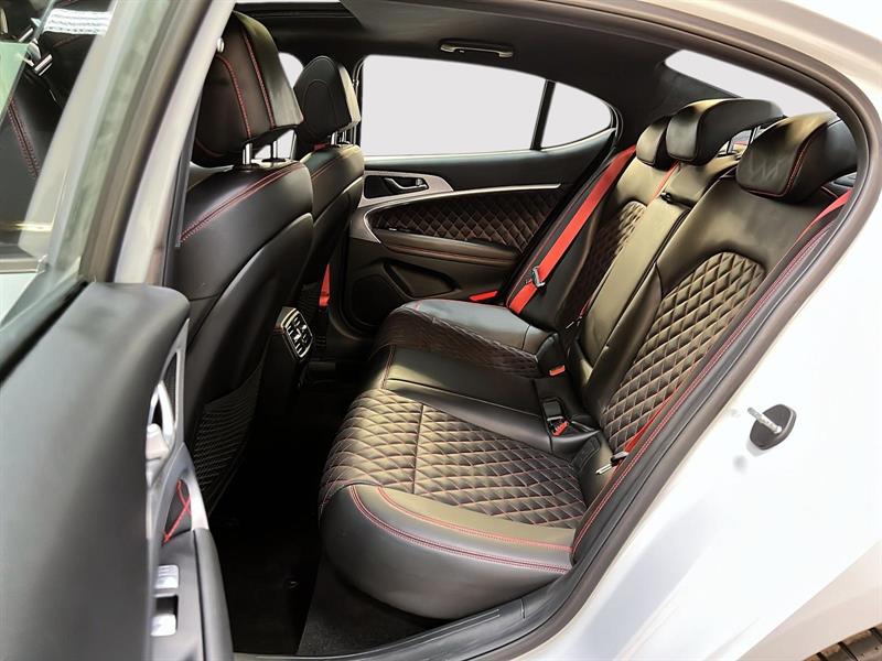 genesis G70 2023 - 10