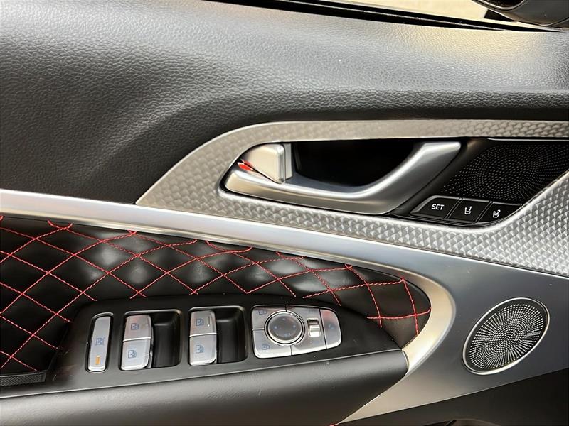 genesis G70 2023 - 26