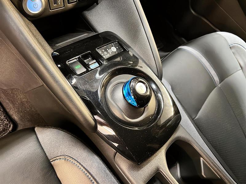 nissan LEAF 2020 - 13