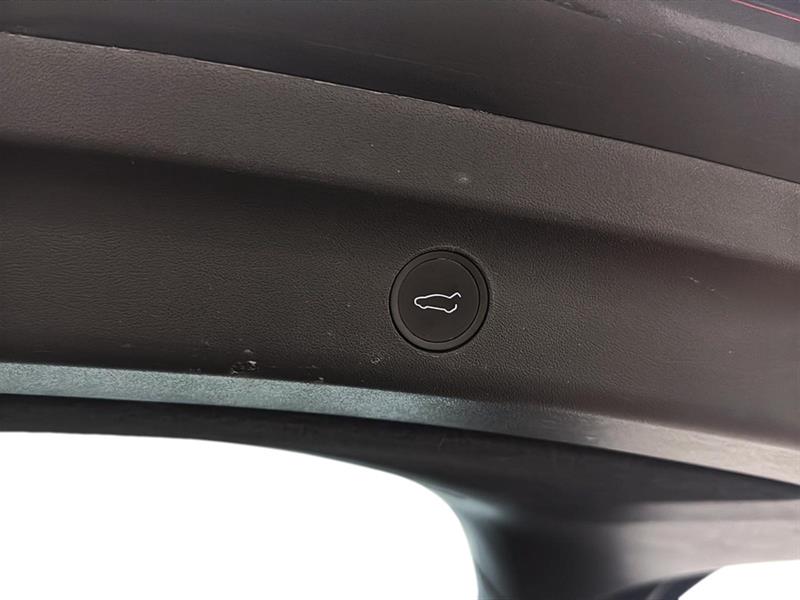 tesla Model Y 2024 - 10