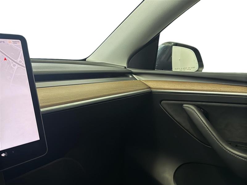 tesla Model Y 2024 - 27