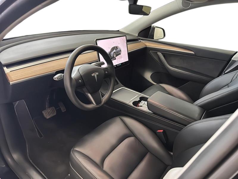 tesla Model Y 2024 - 31
