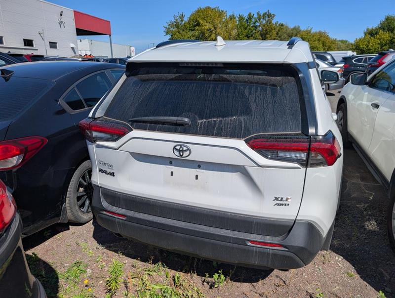 toyota RAV4 2022 - 11