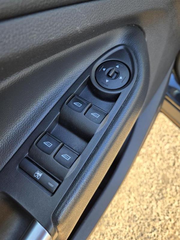 ford Escape 2015 - 17