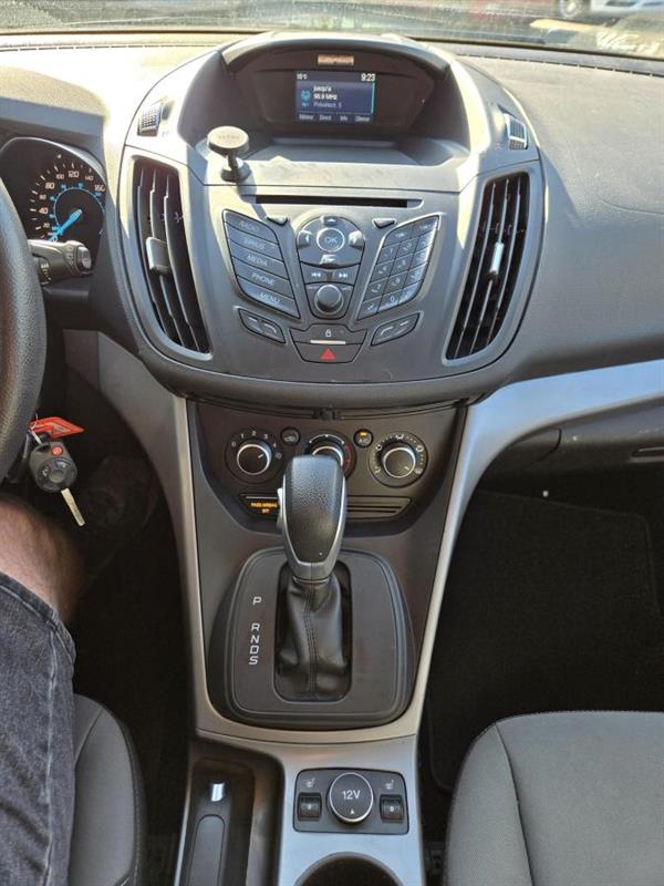 ford Escape 2015 - 21