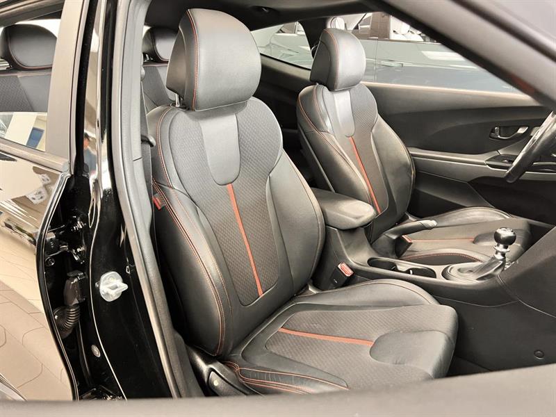 hyundai Veloster 2019 - 14