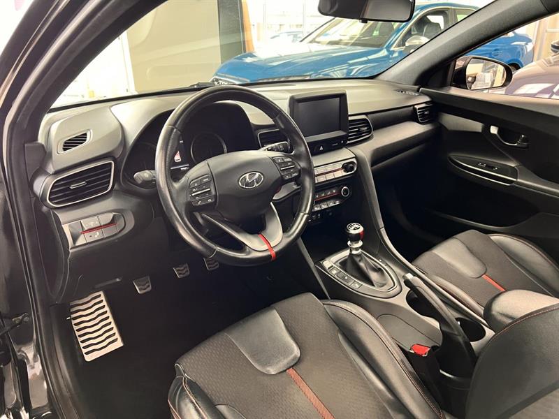 hyundai Veloster 2019 - 15