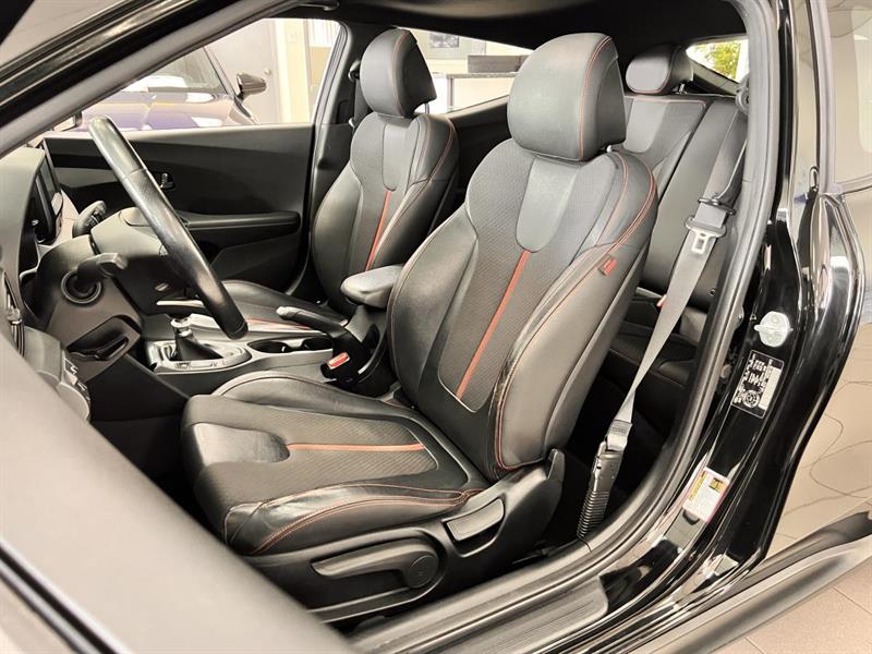 hyundai Veloster 2019 - 17