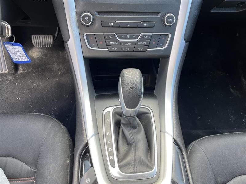 ford Fusion 2016 - 12