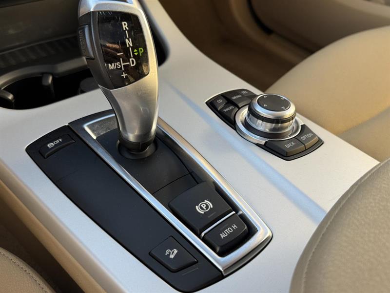 bmw X3 2011 - 31