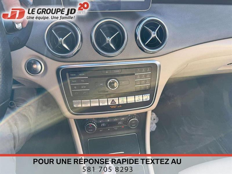 mercedes-benz GLA 250 2018 - 11
