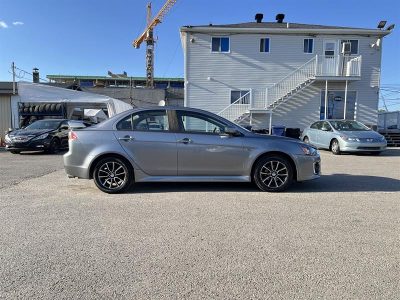mitsubishi Lancer 2017 - 9