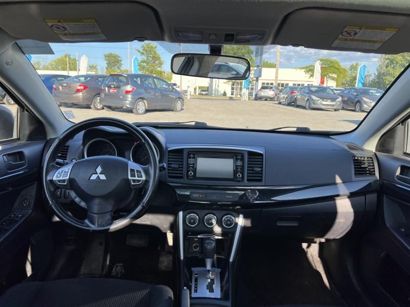 mitsubishi Lancer 2017 - 11