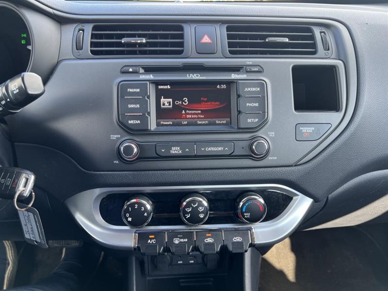 kia Rio 2015 - 13