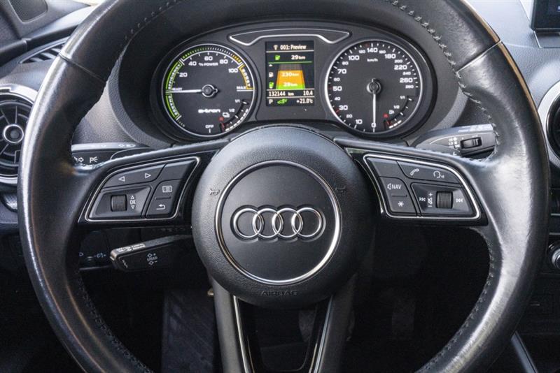 audi A3 e-tron 2017 - 18