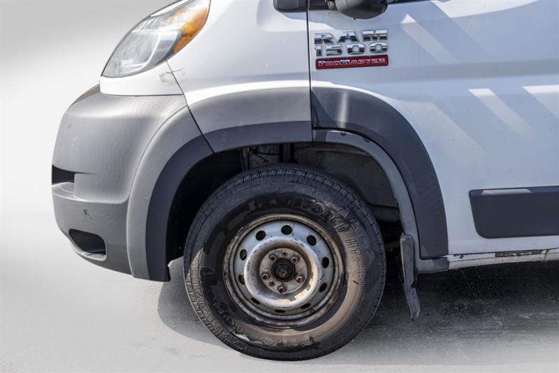 ram ProMaster fourgonnette utilitaire 2017 - 7