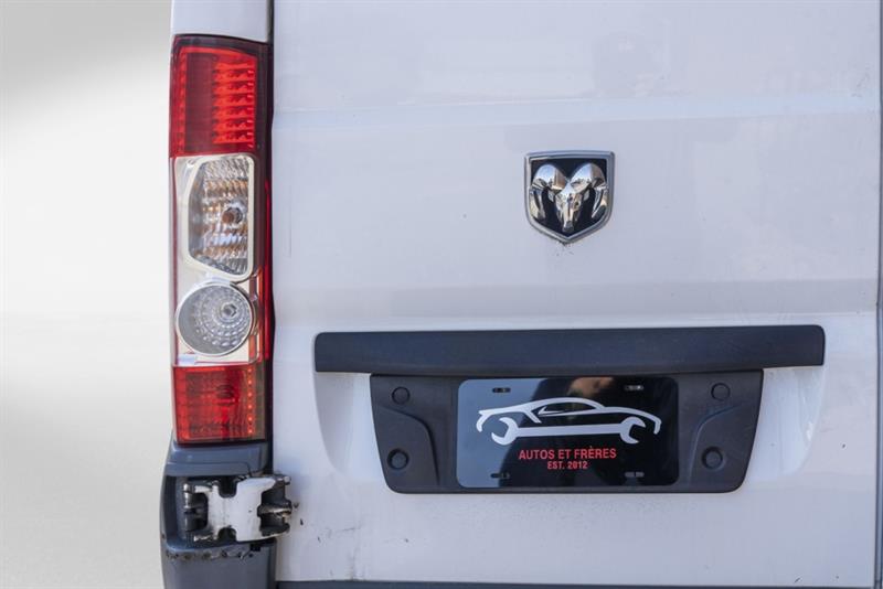 ram ProMaster fourgonnette utilitaire 2017 - 17