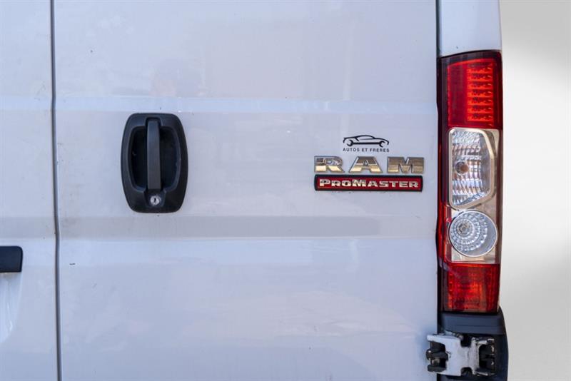 ram ProMaster fourgonnette utilitaire 2017 - 18