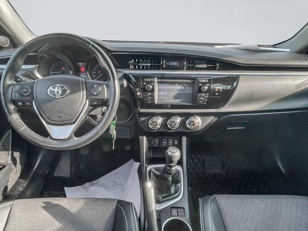 toyota Corolla 2015 - 15
