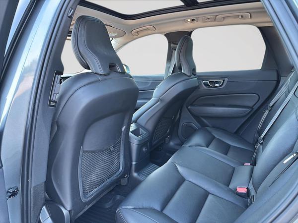 volvo XC60 2021 - 12