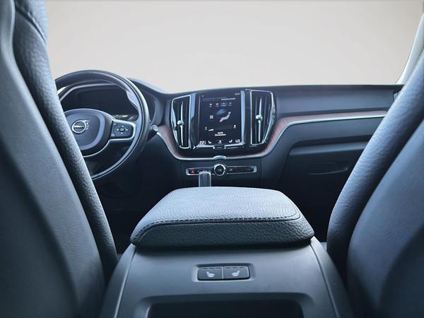 volvo XC60 2021 - 15