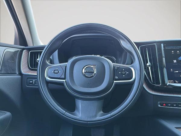volvo XC60 2021 - 16