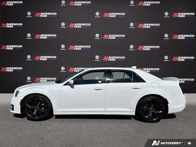 chrysler 300 2022 - 2