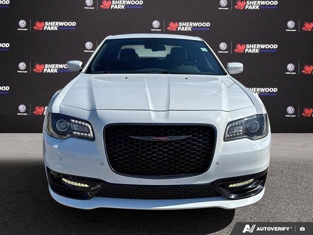 chrysler 300 2022 - 8