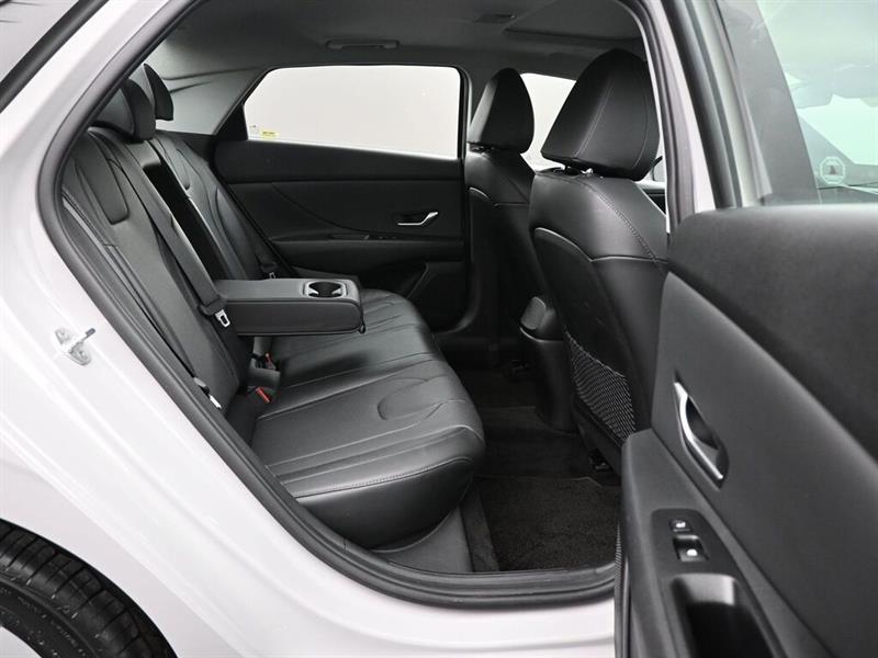 hyundai Elantra 2022 - 18