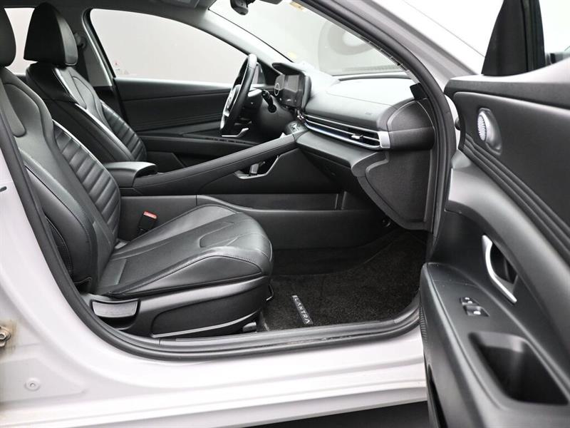 hyundai Elantra 2022 - 24