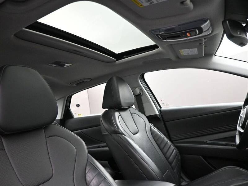 hyundai Elantra 2022 - 25
