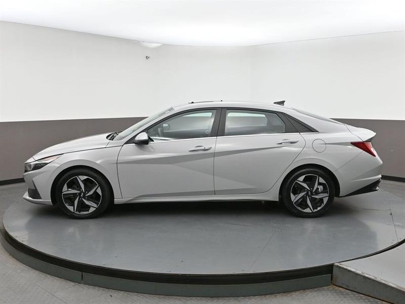 hyundai Elantra 2022 - 26