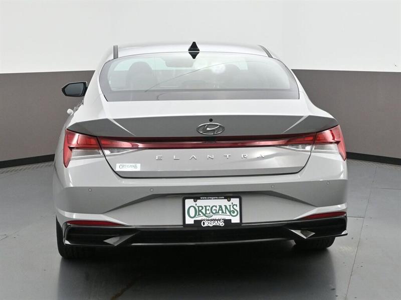 hyundai Elantra 2022 - 28