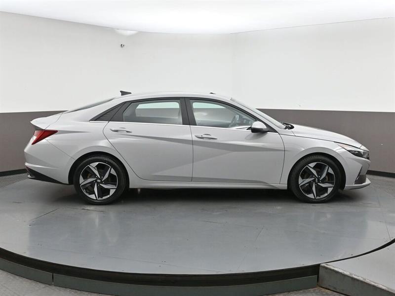 hyundai Elantra 2022 - 30