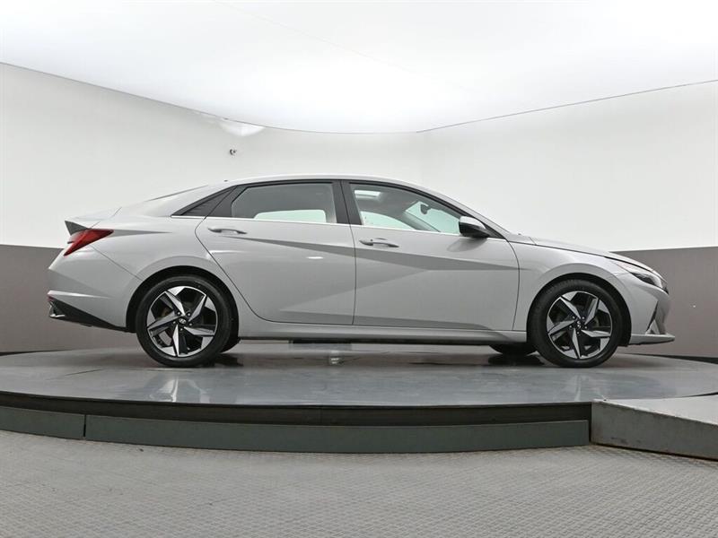 hyundai Elantra 2022 - 32