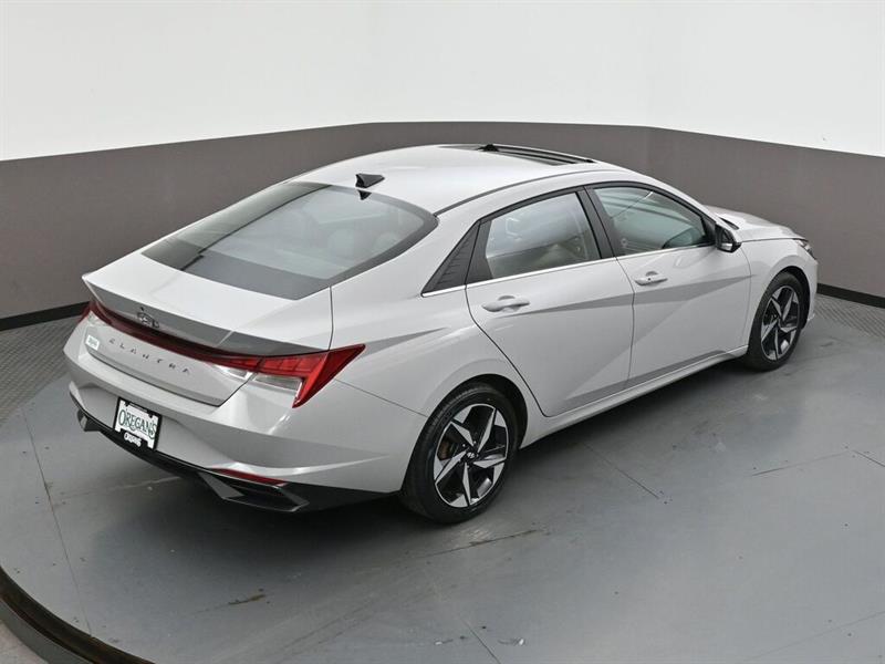 hyundai Elantra 2022 - 45