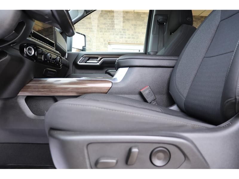 chevrolet Silverado 3500HD 2024 - 13