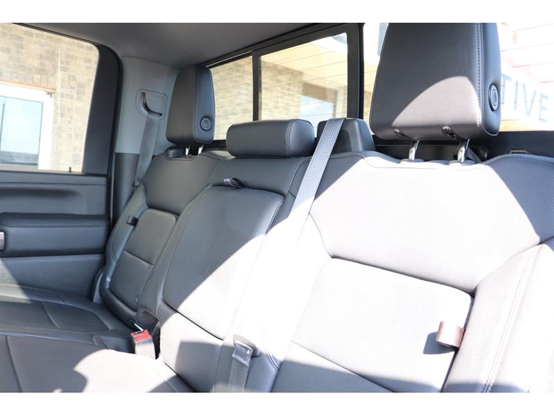 chevrolet Silverado 3500HD 2021 - 16