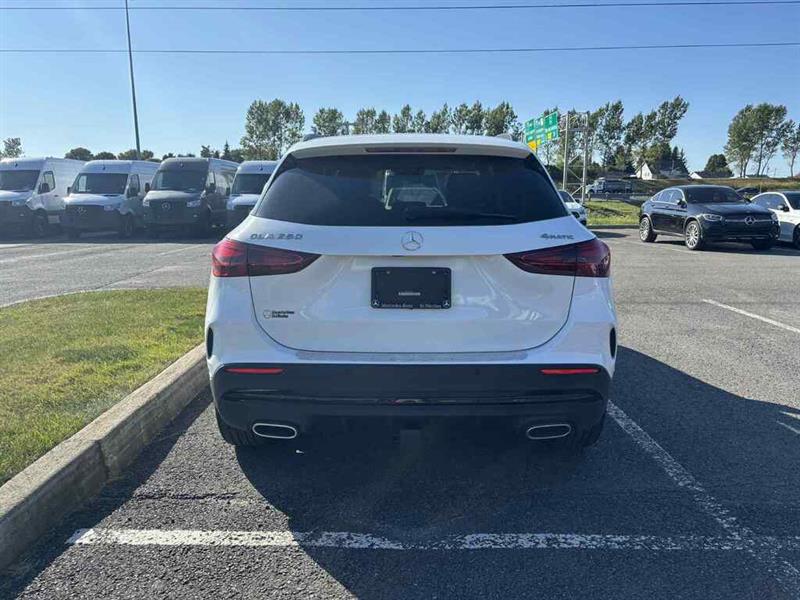 mercedes-benz GLA 2025 - 6