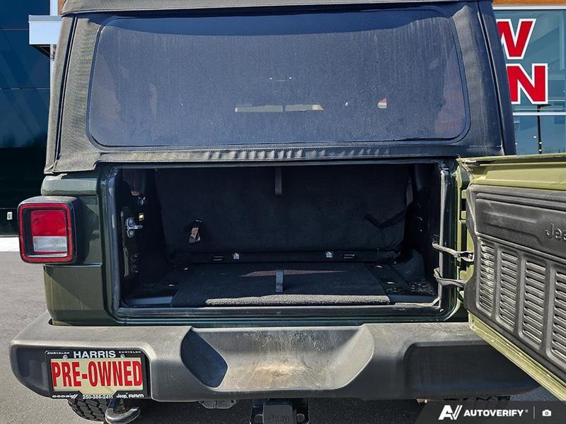 jeep Wrangler 2023 - 12