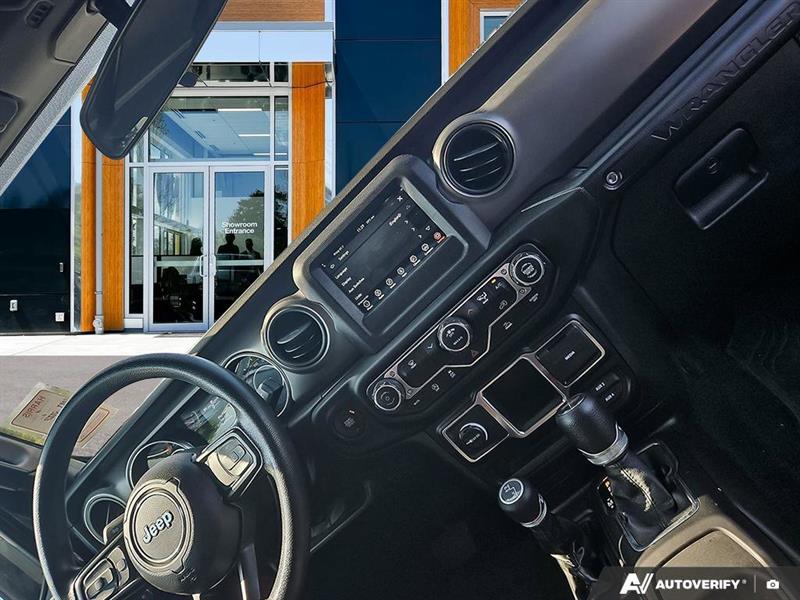 jeep Wrangler 2023 - 18