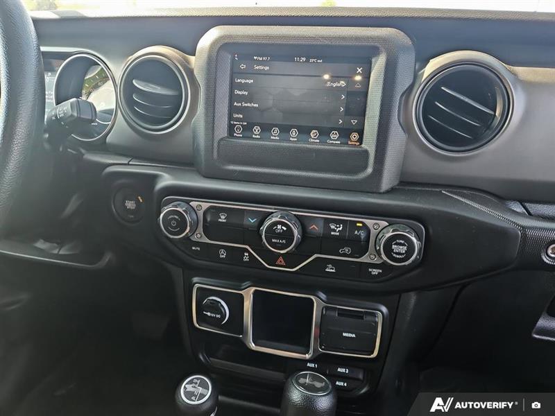 jeep Wrangler 2023 - 19