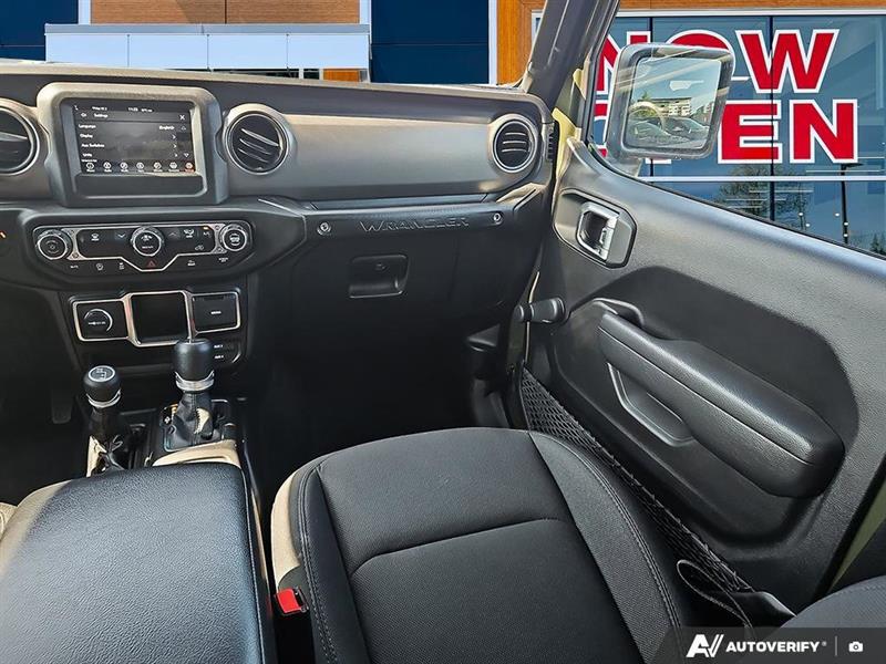 jeep Wrangler 2023 - 25